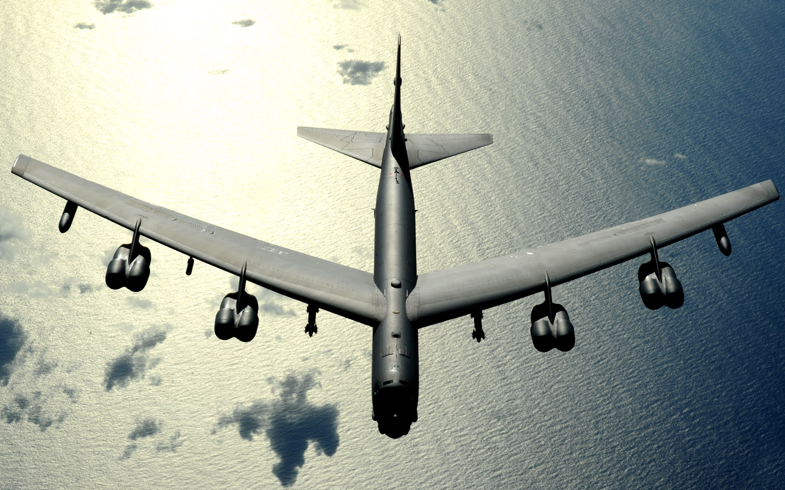 B 52 Stratofortress Bomber6402617318